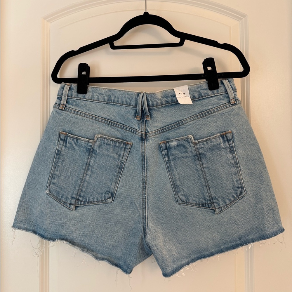 NWT Good American Indigo Split Pocket Denim Shorts